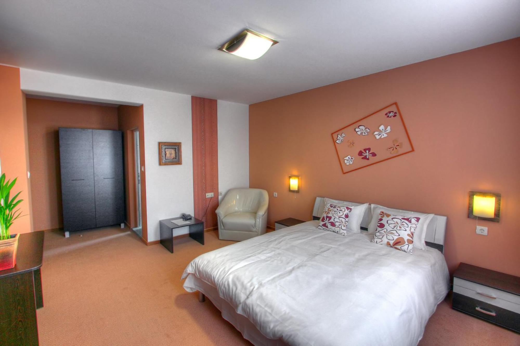 Family Hotel Mania Stara Zagora Exterior photo