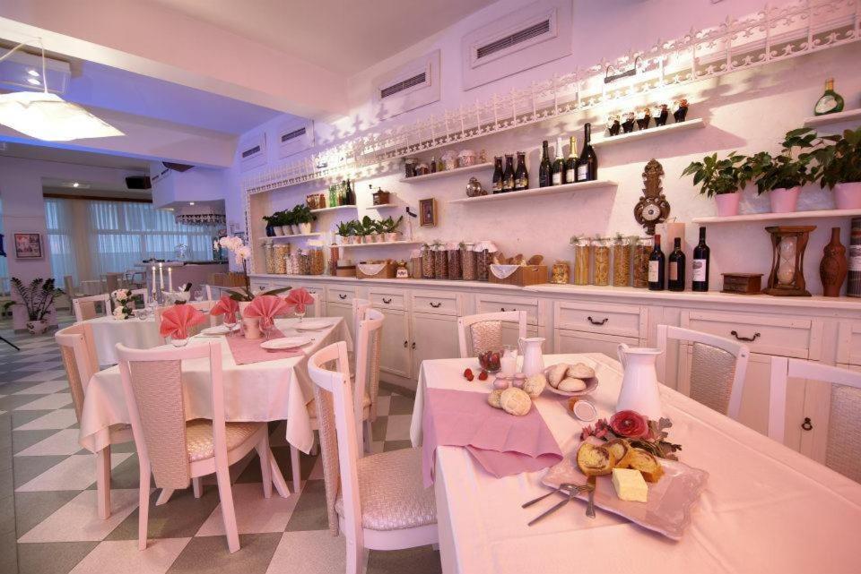 Family Hotel Mania Stara Zagora Exterior photo